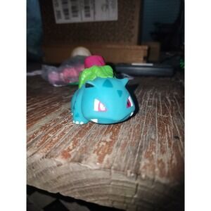 Vintage 1998 Nintendo Applause‎ Soft Plastic Rubber 2-1/2" IVYSAUR Figure Toy